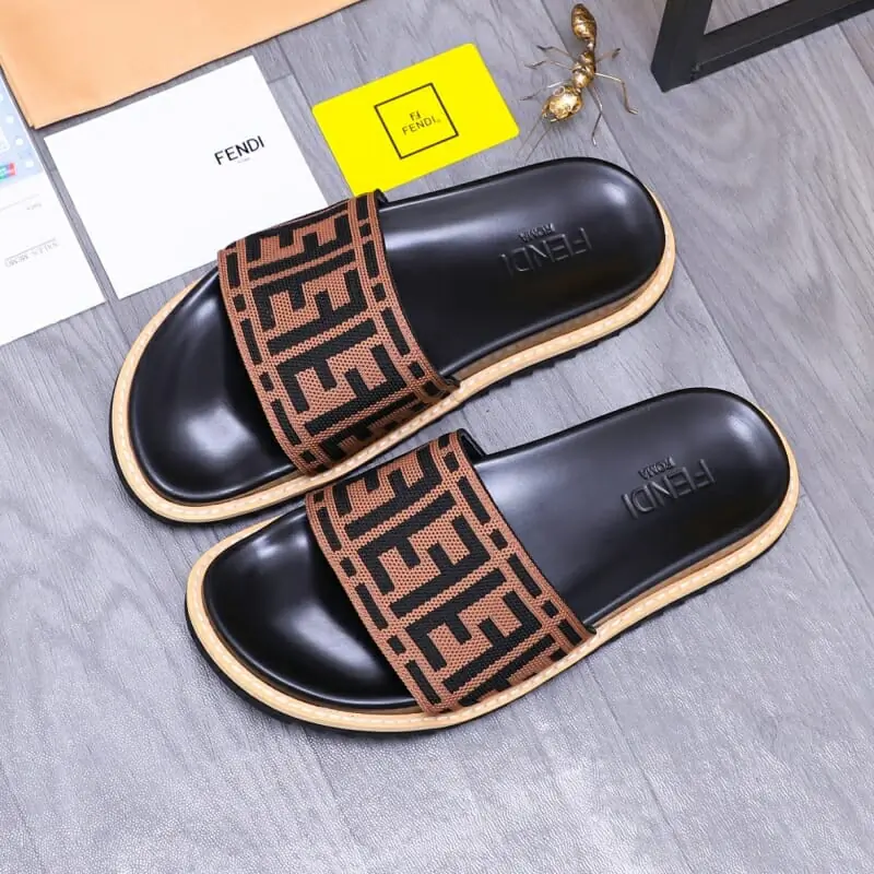 fendi chaussons pour homme s_12445271